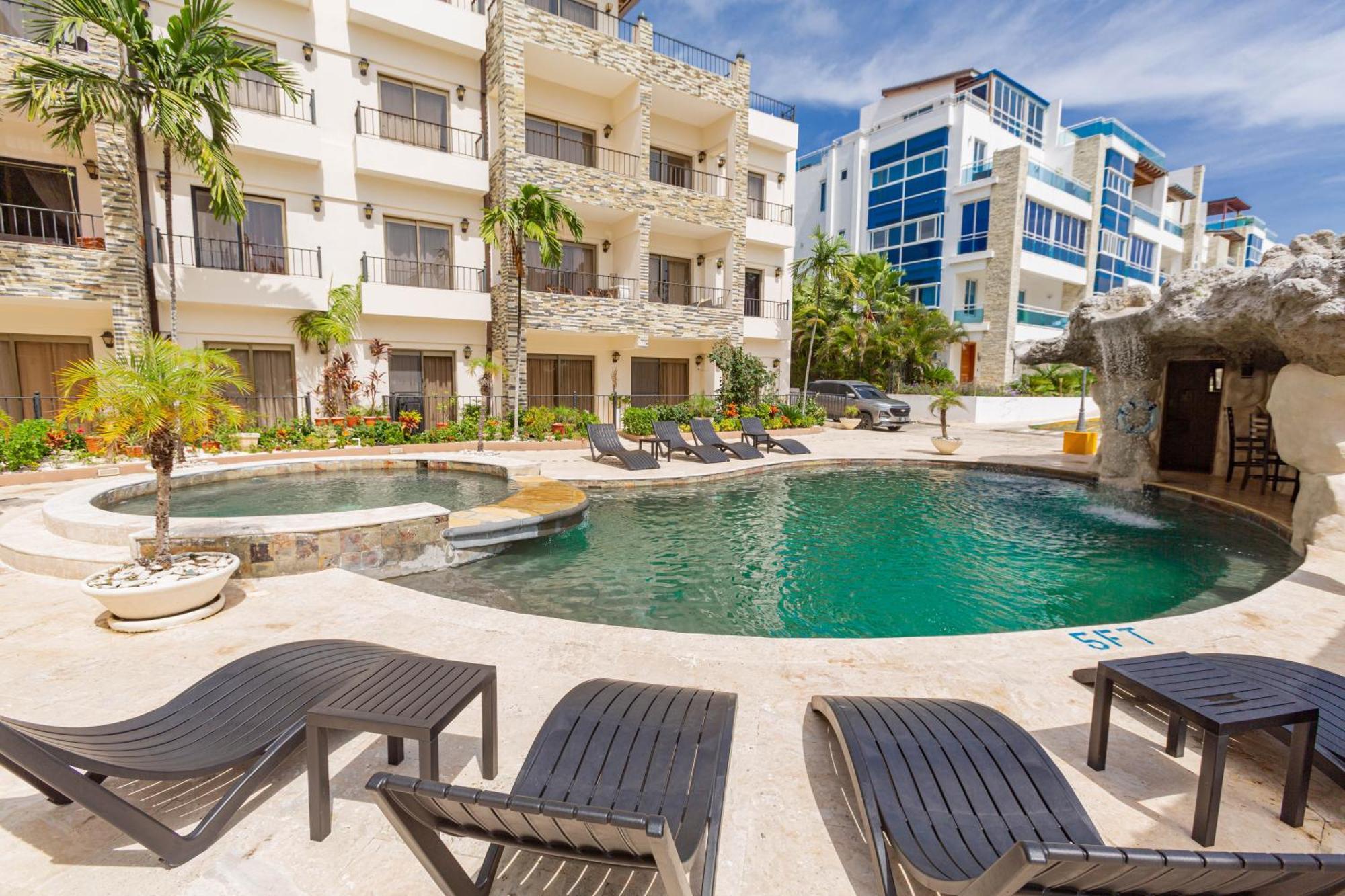 Suites At Grand Laguna Beach By Calisto Stays Sosúa المظهر الخارجي الصورة