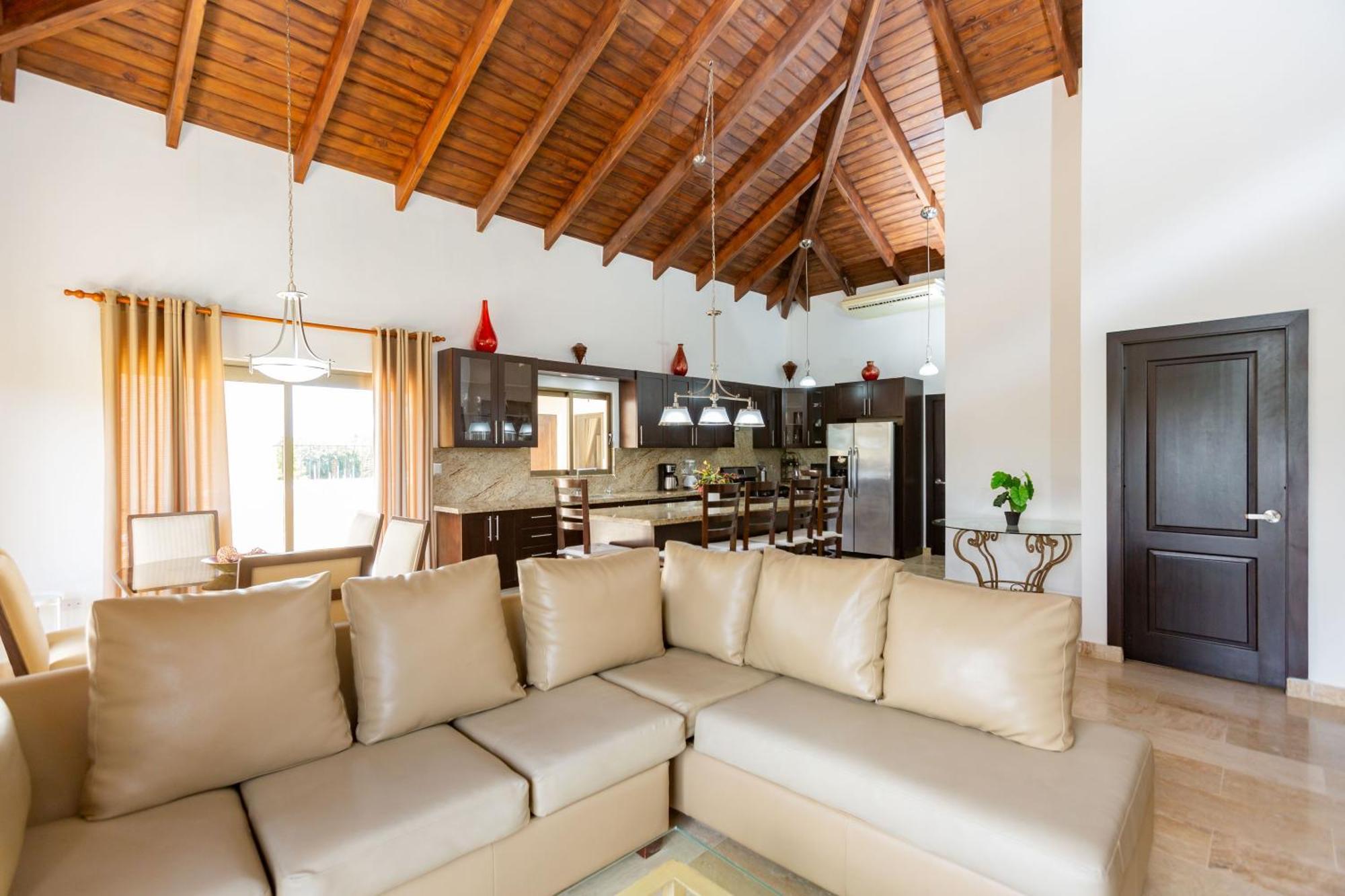 Suites At Grand Laguna Beach By Calisto Stays Sosúa الغرفة الصورة